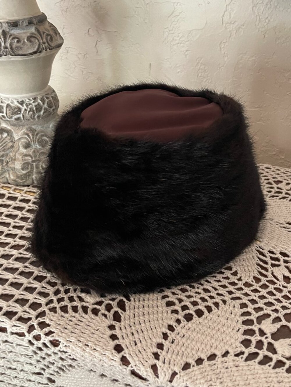 Vintage Saks Fifth Avenue Mink Fur Hat Burgundy Black